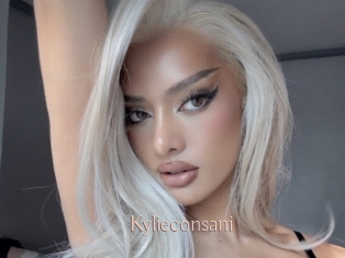 Kylieconsani